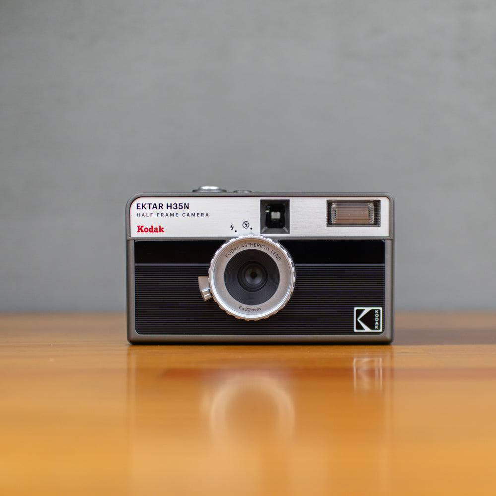 KODAK EKTAR H35 Cámara de película de Medio fotograma (Negro) con Rollo KODAK EKTAR H35 Cámara de película de Medio fotograma (Negro) con Rollo